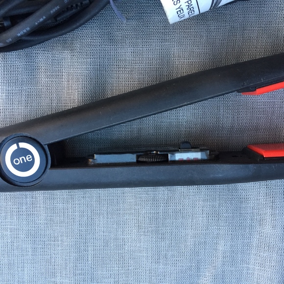 Prestige One Professional Flat Iron 1 1/4\